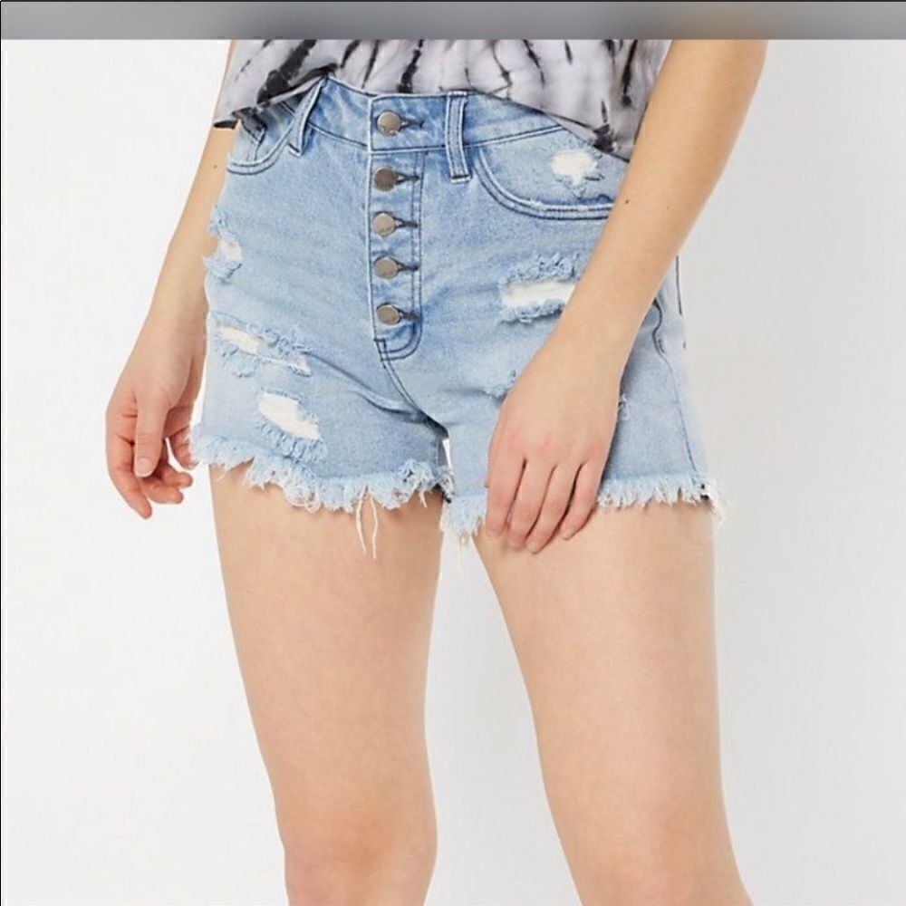Rue21 High-Rise Denim Shortie Shorts. Size 0